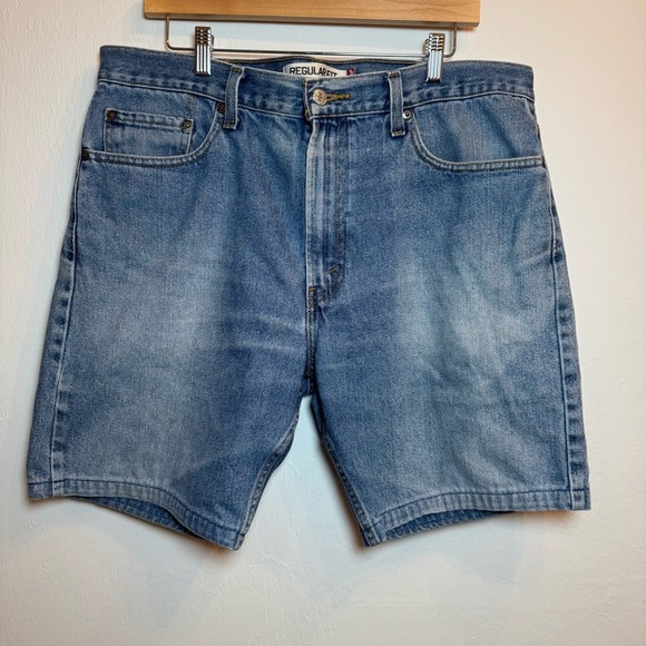 Levi's 505 Regular Fit Denim Jean Shorts Men's 38 Blue 100% Cotton - Picture 1 of 7